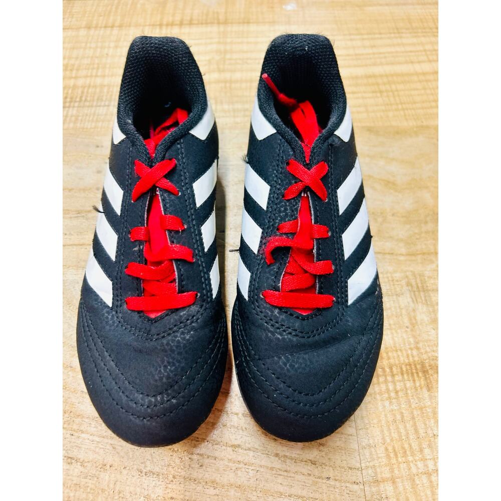 Adidas Goletto VI junior firm-ground soccer cleat. Size 13 youth